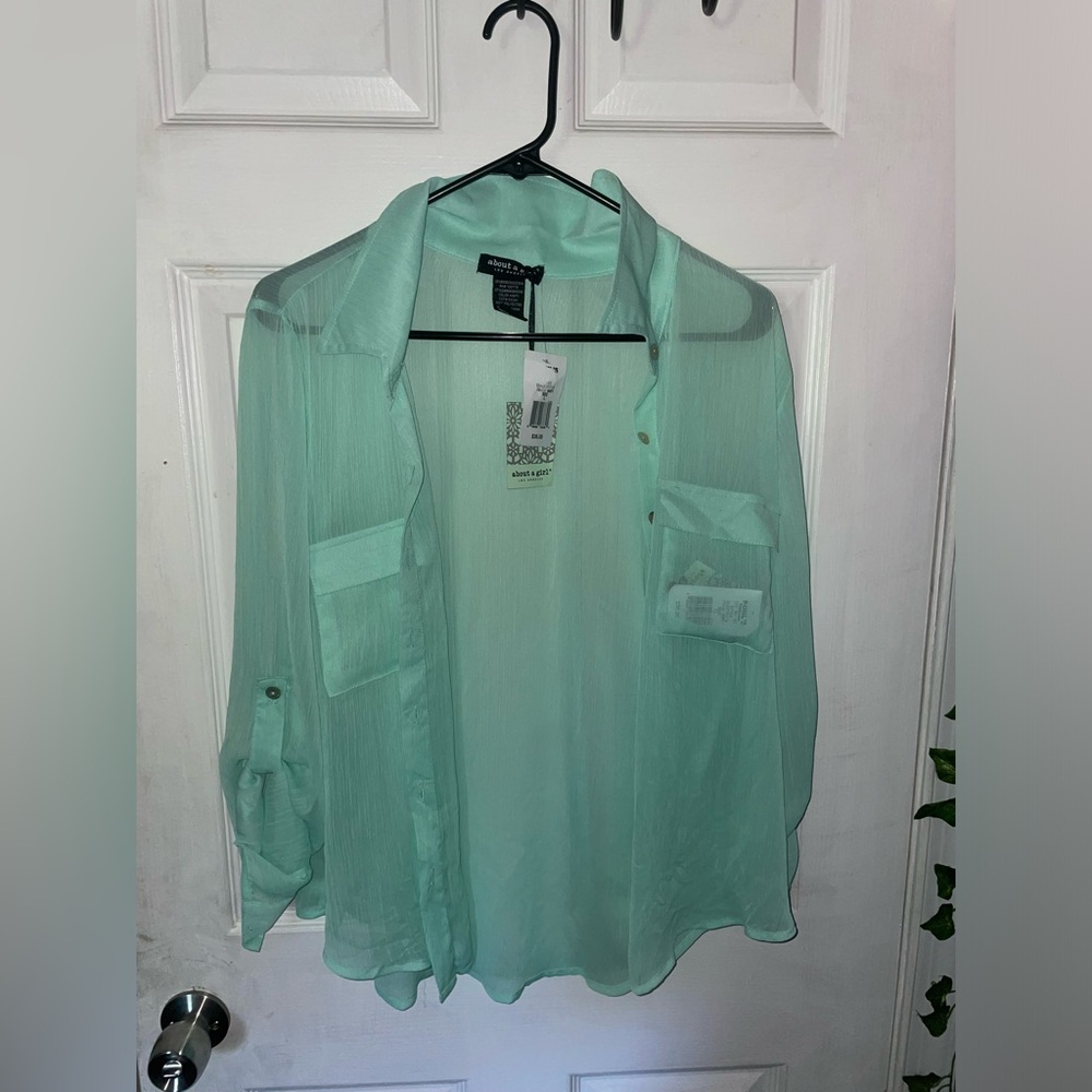 About A Girl Teal Button Up Top - Picture 4 of 8